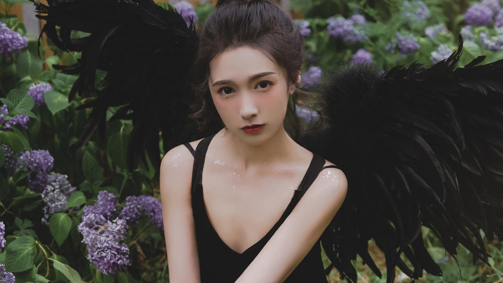 -拜仁全队协作打出团队式压迫战术，拜仁全队合影