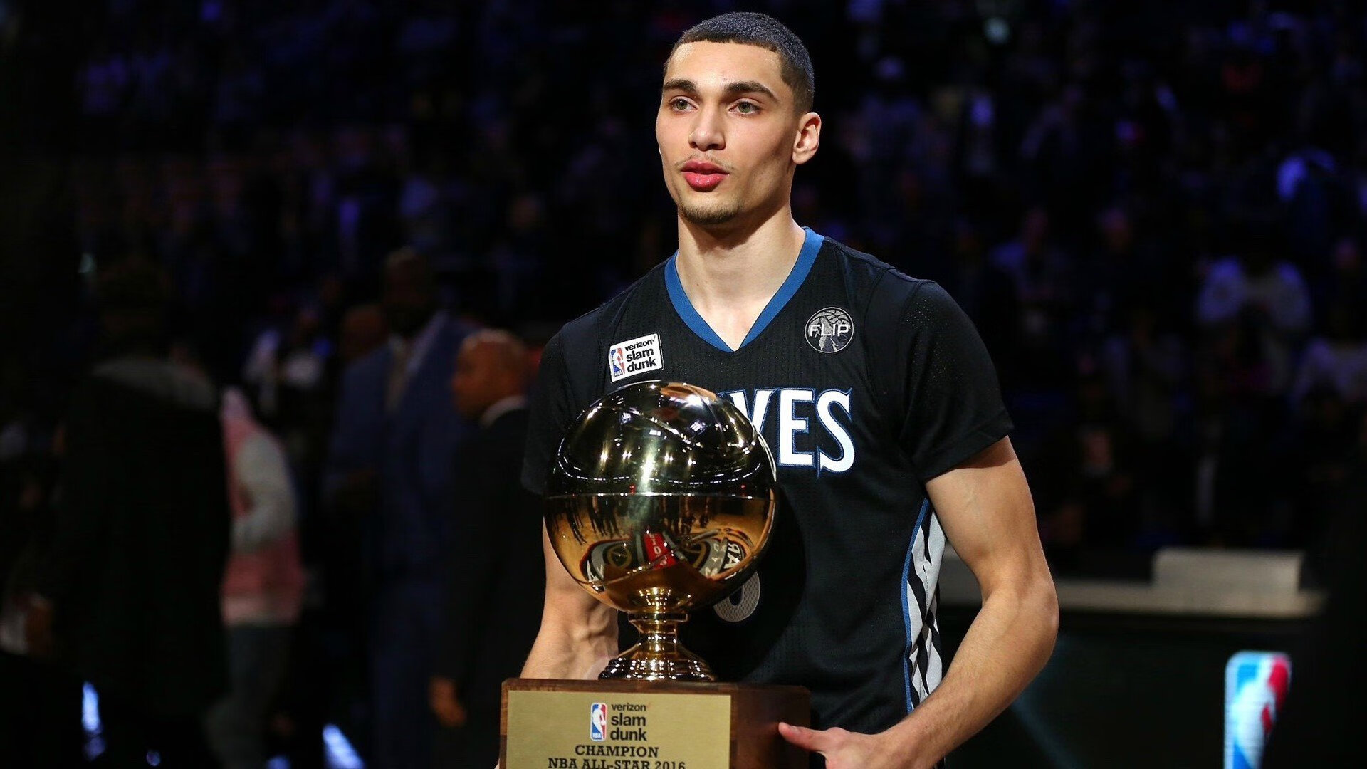 NBA最震撼暴扣，nba暴扣合集